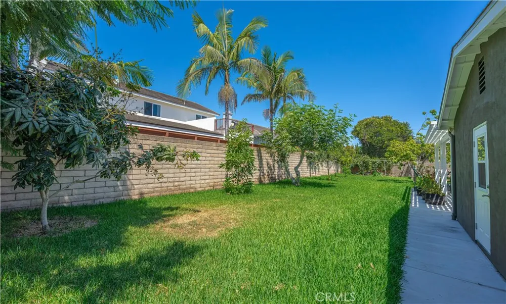 18839 Quince Circle Fountain Valley, CA 92708