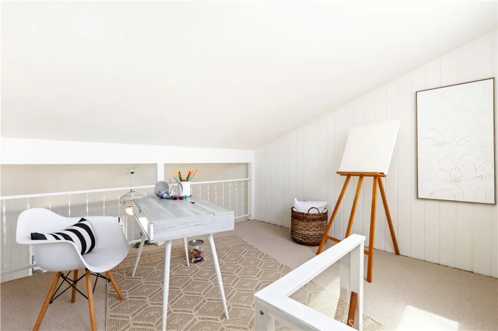 16962 Pacific Coast #201 Huntington Beach, CA 92649