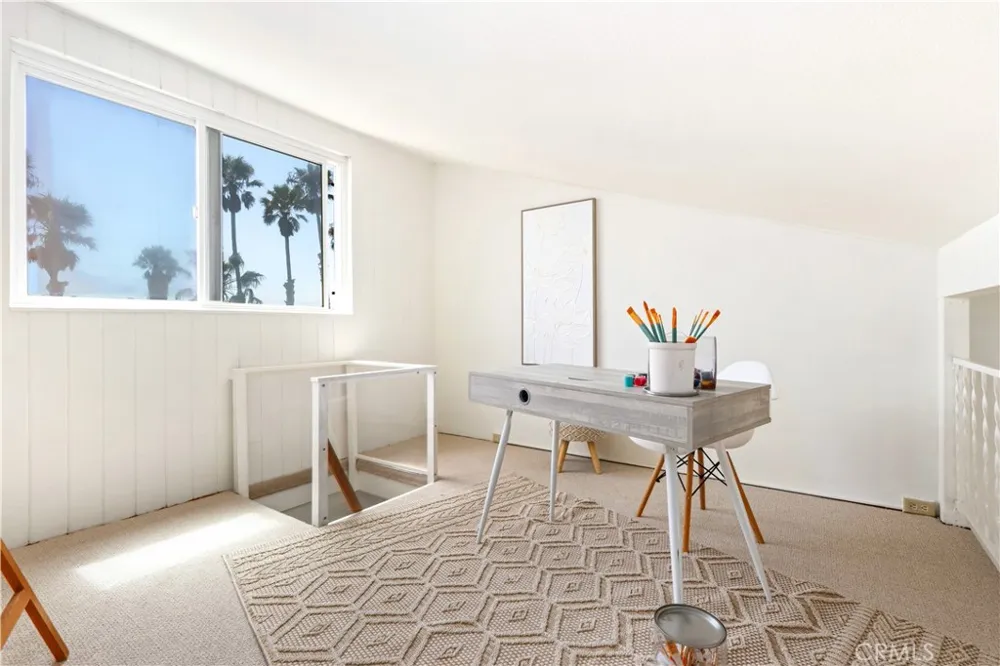 16962 Pacific Coast #201 Huntington Beach, CA 92649