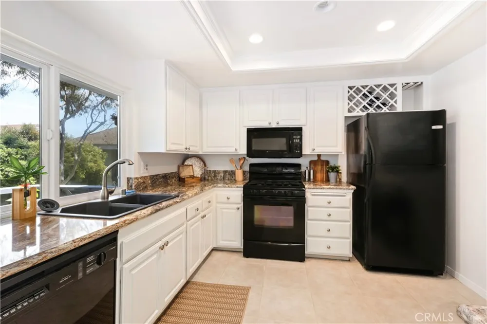 16962 Pacific Coast #201 Huntington Beach, CA 92649