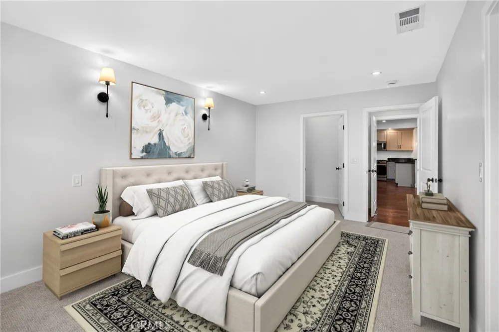 19352 Brookhurst Huntington Beach, CA 92646