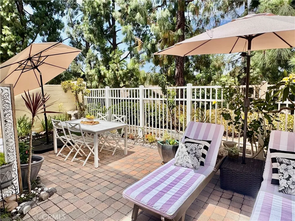 121 Sandcastle Aliso Viejo, CA 92656