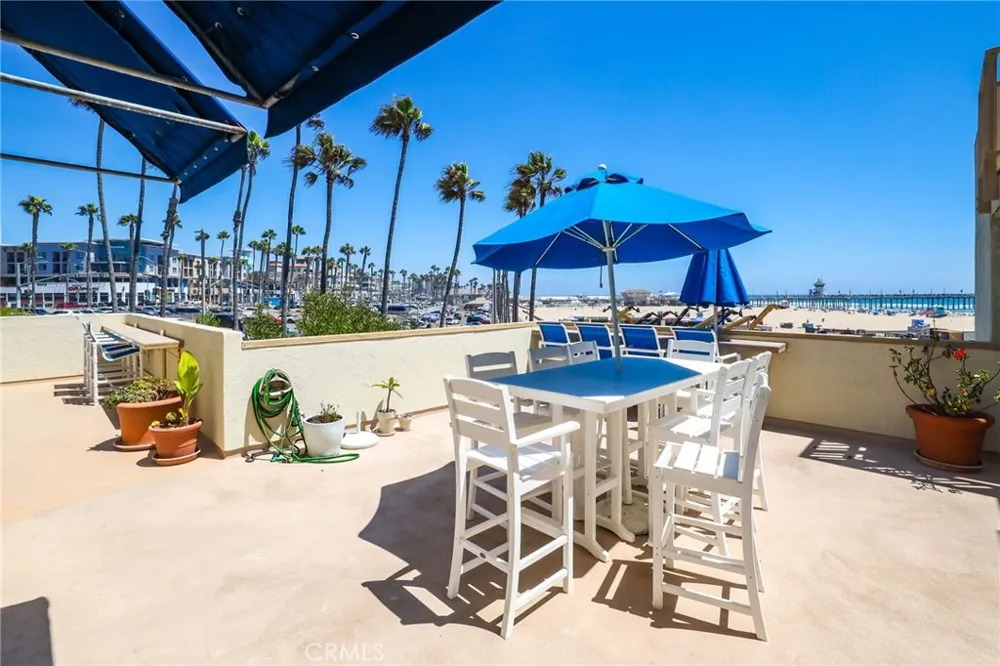 711 Pacific Coast Hwy #330 Huntington Beach, CA 92648