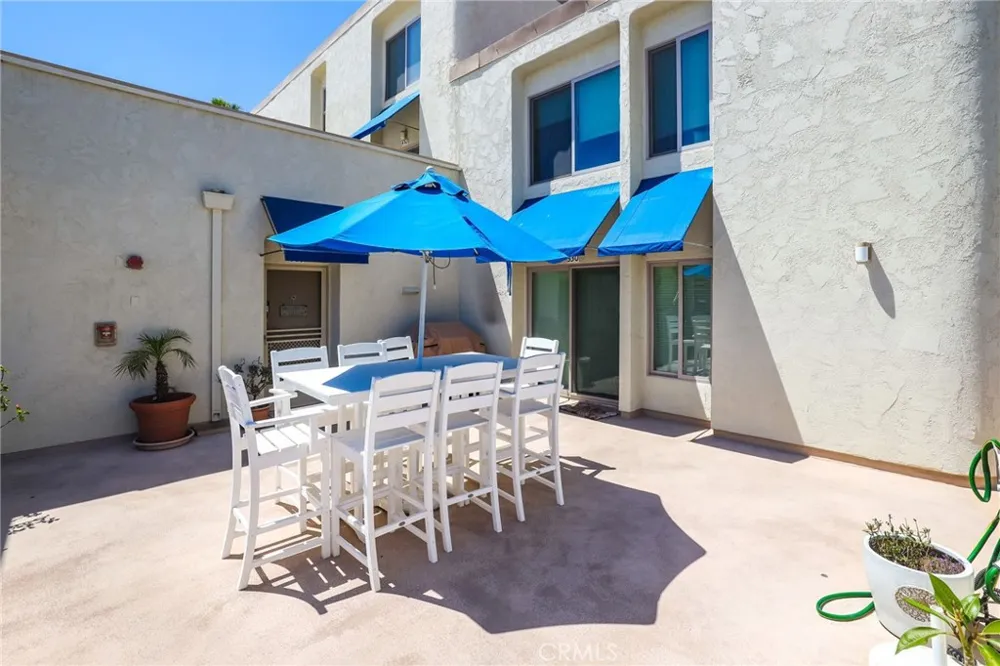 711 Pacific Coast Hwy #330 Huntington Beach, CA 92648