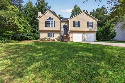 195 River Oak Court