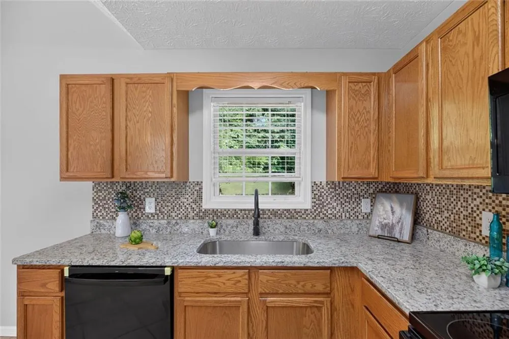 195 River Oak Court Temple, GA 30179