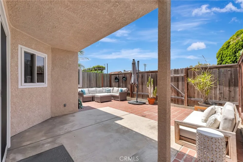 1209 Alabama Street Huntington Beach, CA 92648