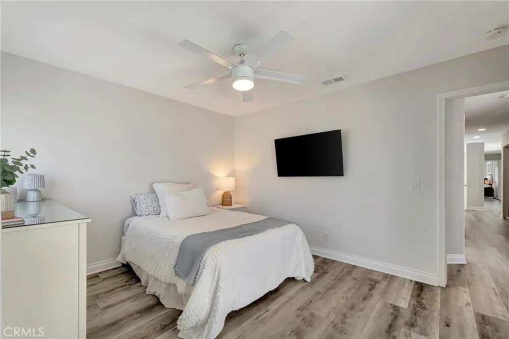 1209 Alabama Street Huntington Beach, CA 92648
