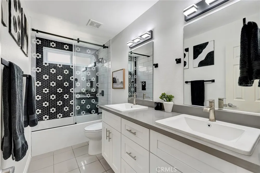 1209 Alabama Street Huntington Beach, CA 92648