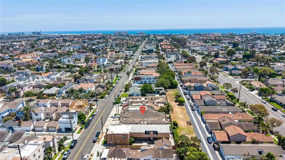 1209 Alabama Street Huntington Beach, CA 92648