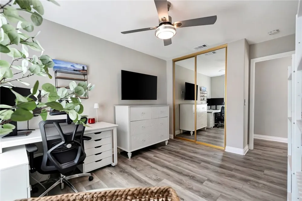 1209 Alabama Street Huntington Beach, CA 92648