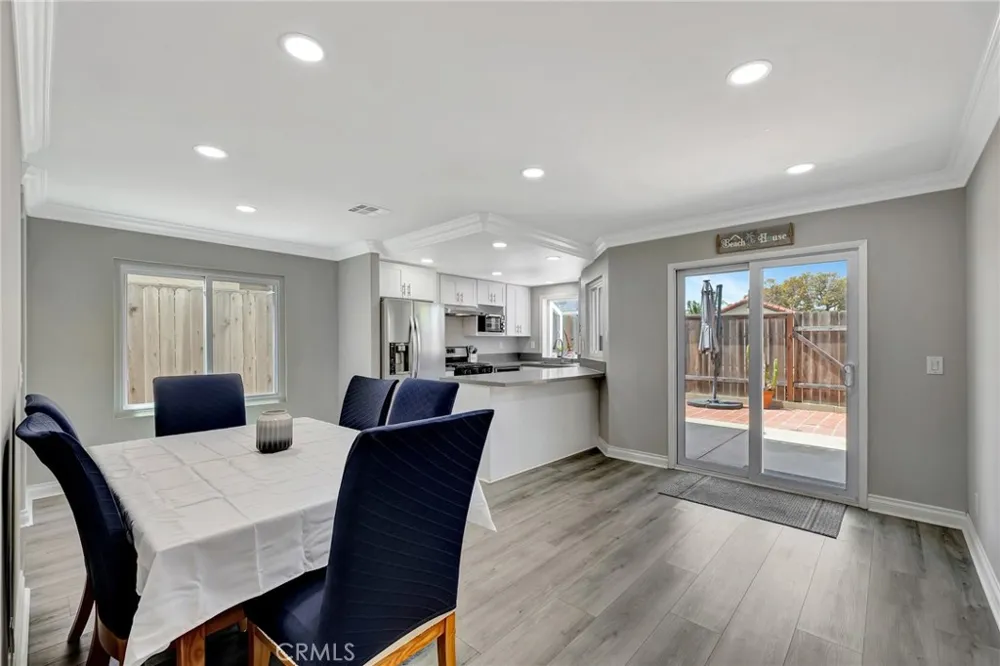 1209 Alabama Street Huntington Beach, CA 92648