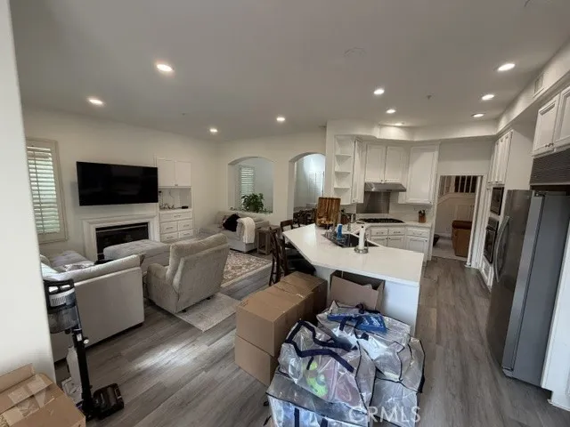 2517 Tequestra Tustin, CA 92782