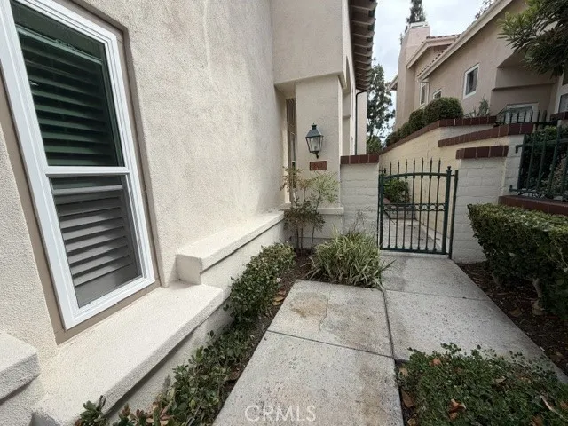 2517 Tequestra Tustin, CA 92782