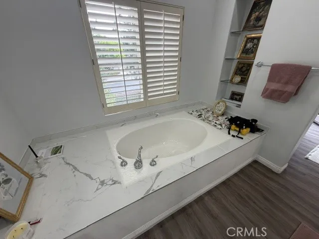 2517 Tequestra Tustin, CA 92782