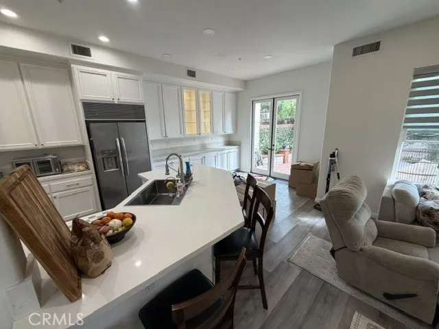 2517 Tequestra Tustin, CA 92782