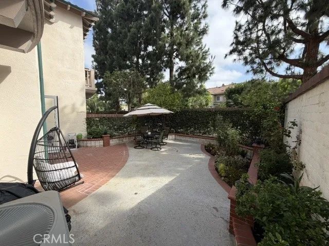 2517 Tequestra Tustin, CA 92782