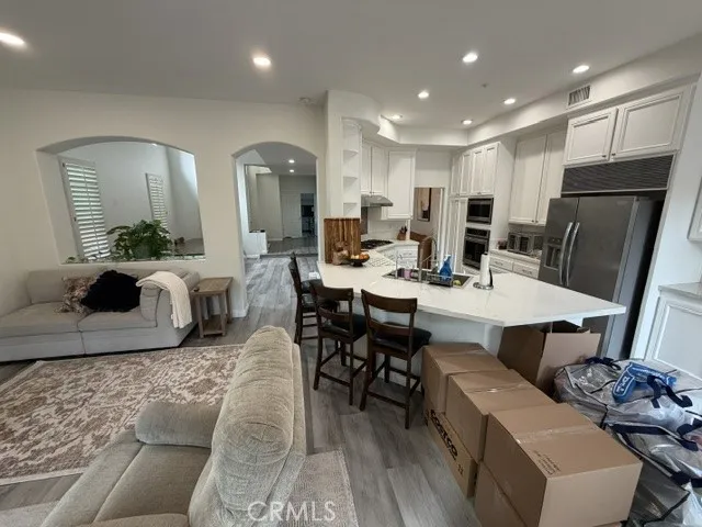 2517 Tequestra Tustin, CA 92782