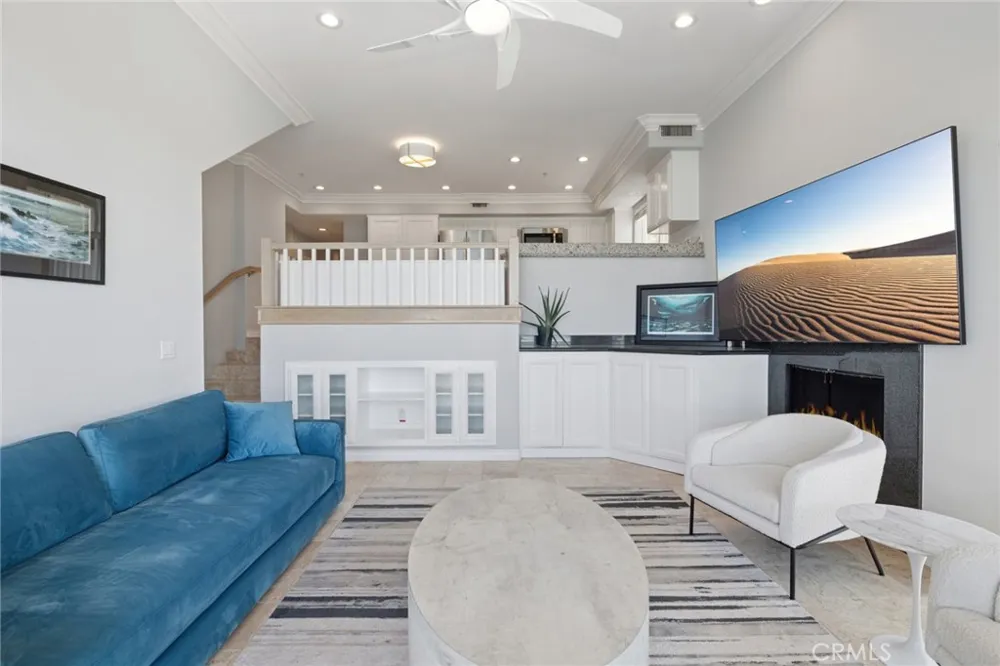 1511 Buena #101 San Clemente, CA 92672