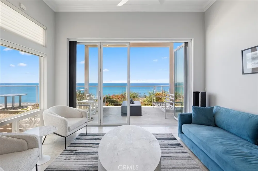 1511 Buena #101 San Clemente, CA 92672