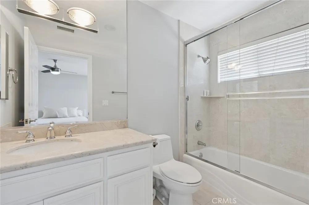 1511 Buena #101 San Clemente, CA 92672