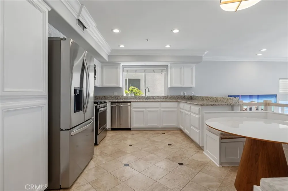 1511 Buena #101 San Clemente, CA 92672