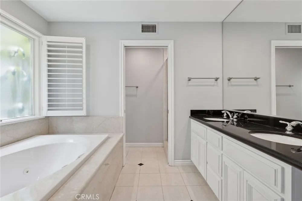 1511 Buena #101 San Clemente, CA 92672