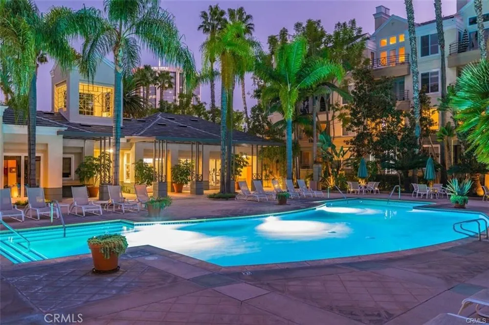 2243 Martin #211 Irvine, CA 92612