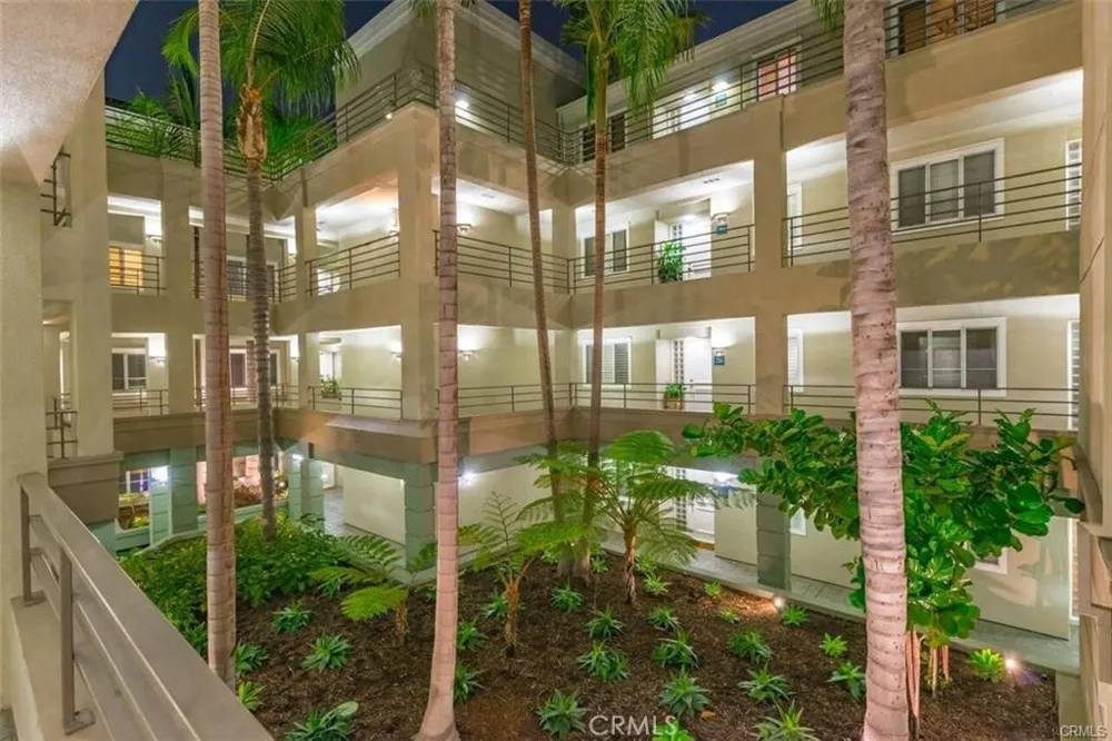 2243 Martin #211 Irvine, CA 92612