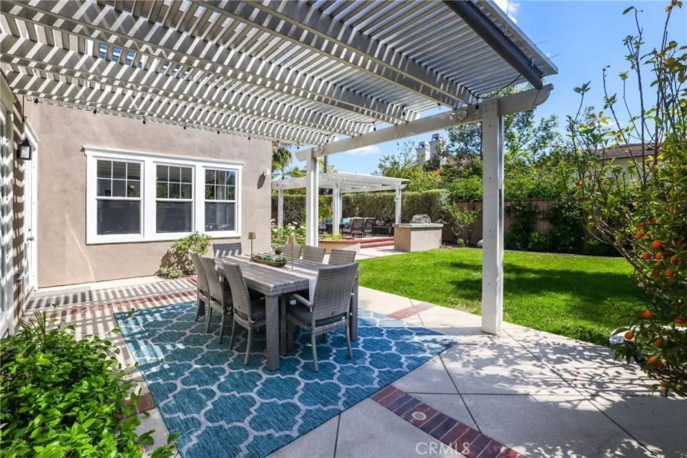 14 Buellton Irvine, CA 92602