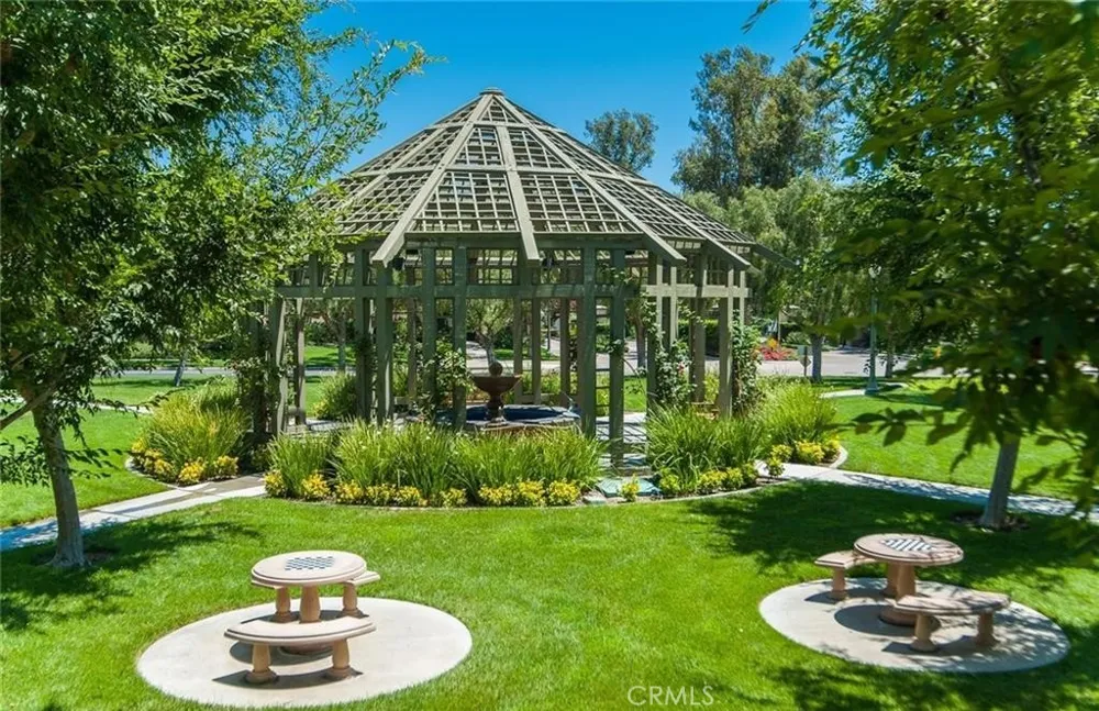 14 Buellton Irvine, CA 92602
