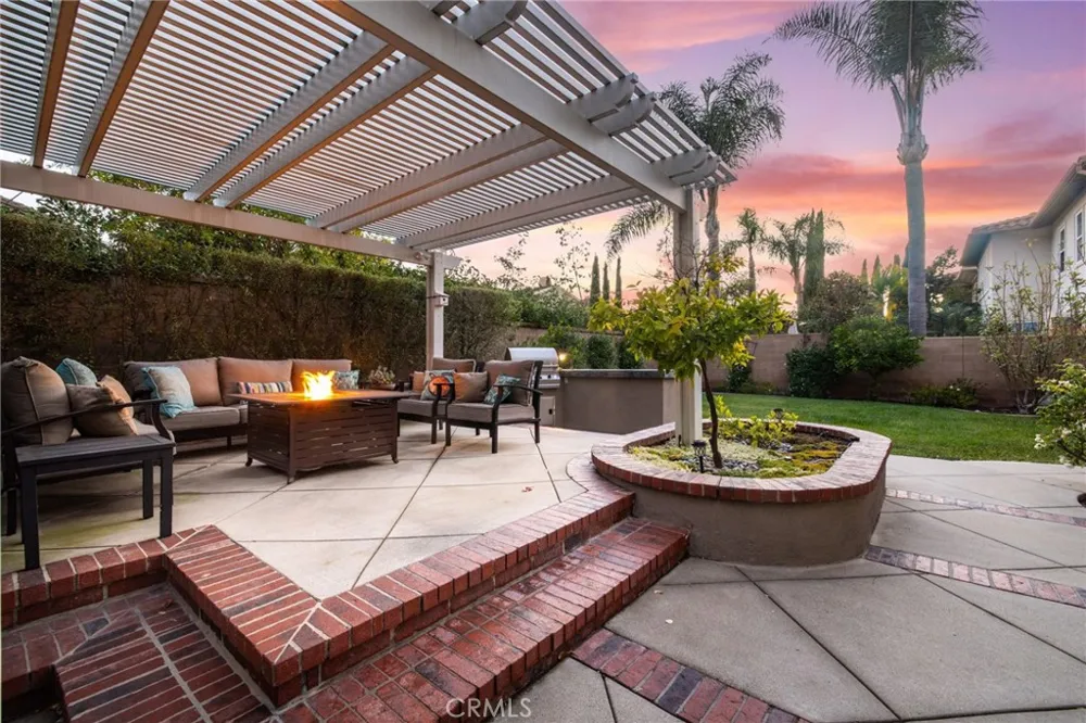 14 Buellton Irvine, CA 92602