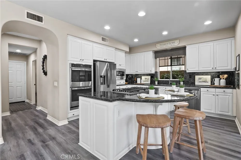 14 Buellton Irvine, CA 92602