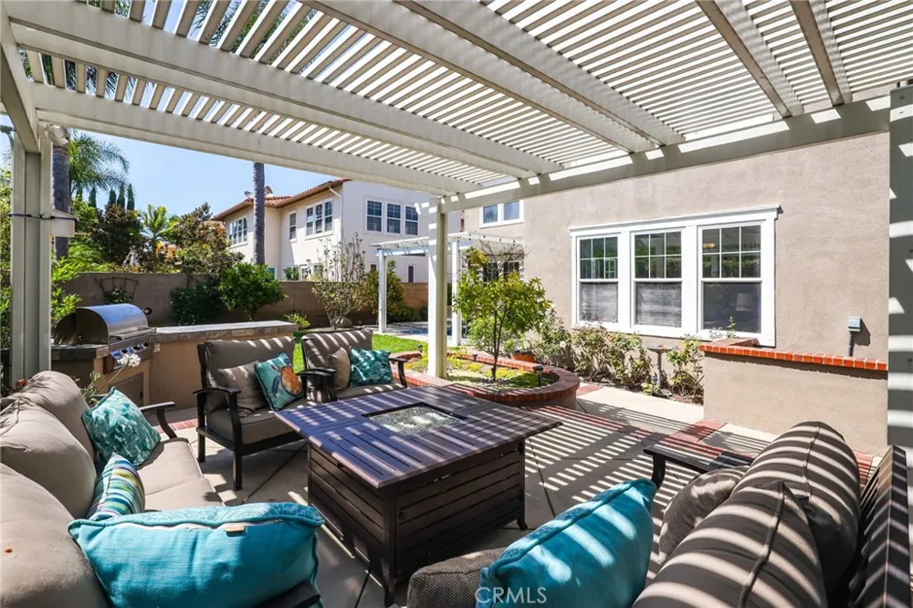 14 Buellton Irvine, CA 92602