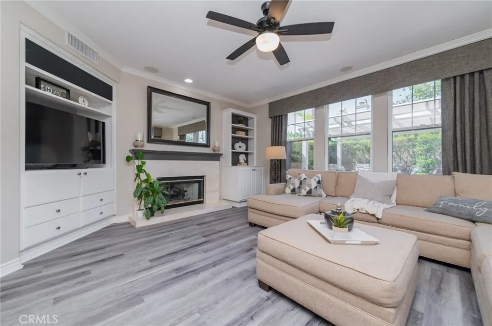 14 Buellton Irvine, CA 92602