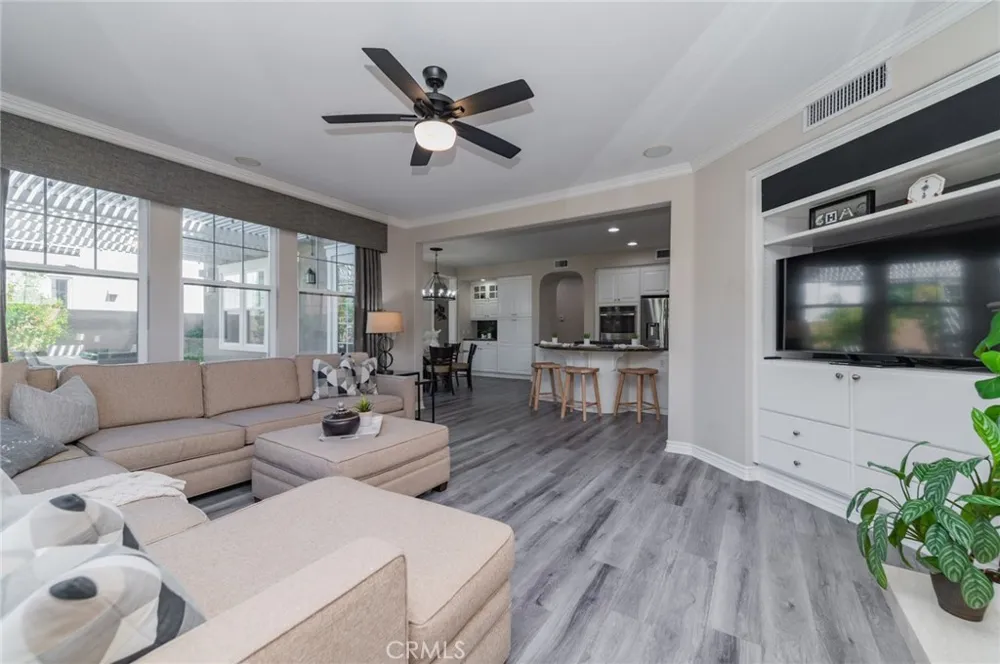14 Buellton Irvine, CA 92602
