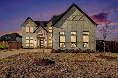 4001 CECILO DRIVE