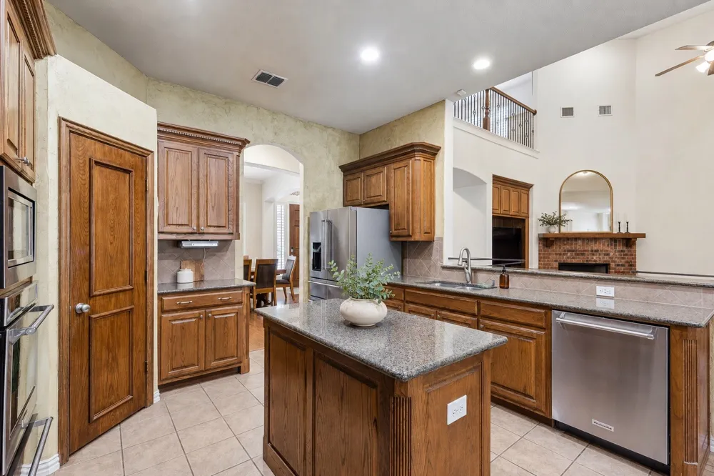 2004 Hayley Drive Keller, TX 76248