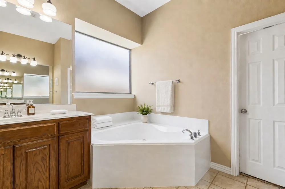 2004 Hayley Drive Keller, TX 76248