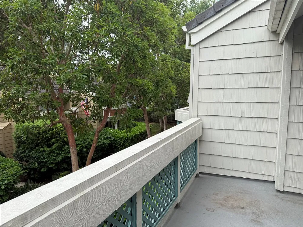 7532 Seaspring #201 Huntington Beach, CA 92648