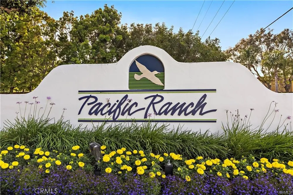 7532 Seaspring #201 Huntington Beach, CA 92648