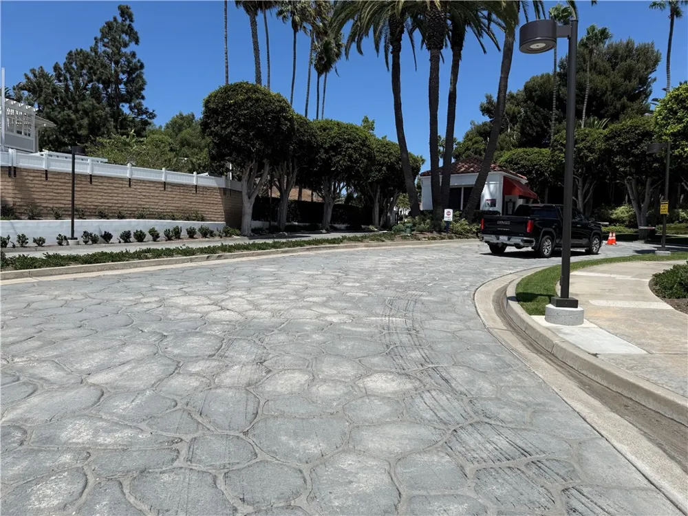 7532 Seaspring #201 Huntington Beach, CA 92648
