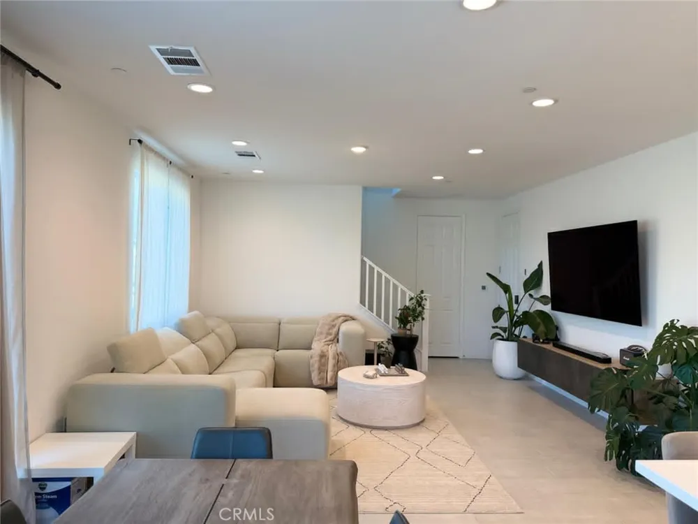 23977 Phoebe Corona, CA 92883