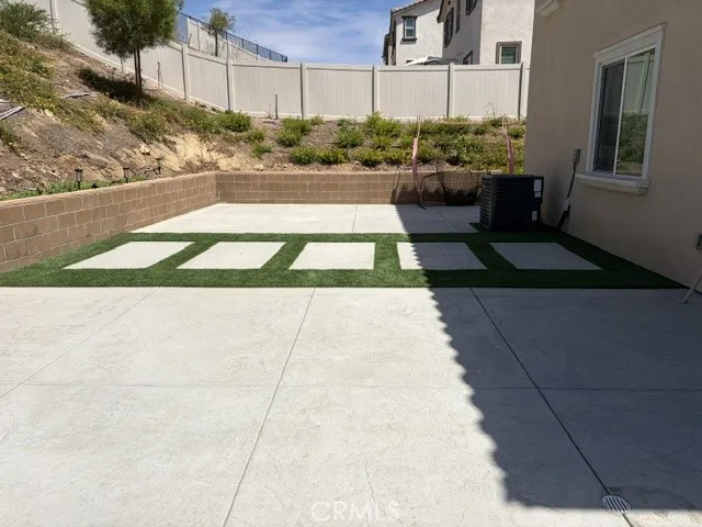 23977 Phoebe Corona, CA 92883