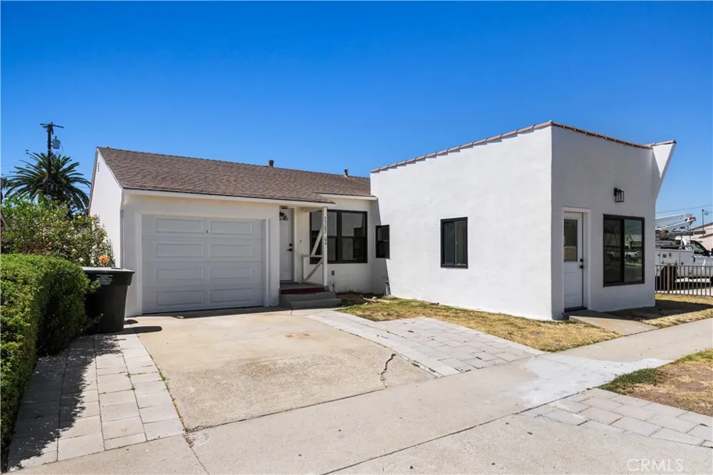 2302 Marine Gardena, CA 90249