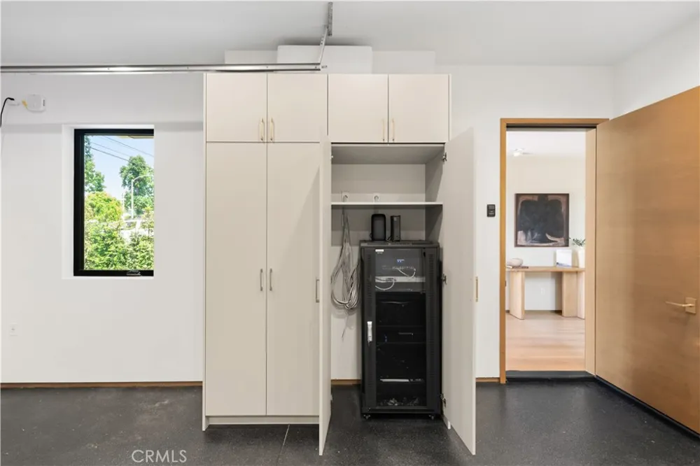 4842 Fulton Avenue Sherman Oaks, CA 91423