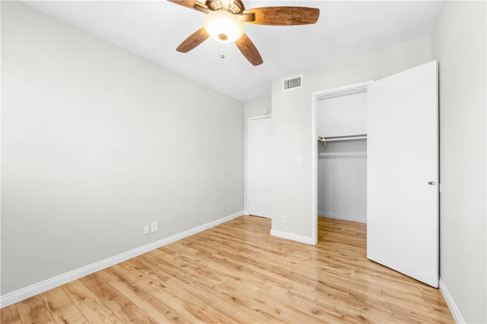 345 University #F6 Costa Mesa, CA 92627