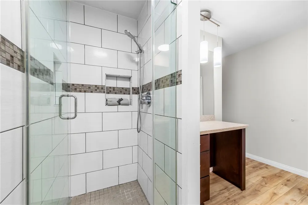 345 University #F6 Costa Mesa, CA 92627