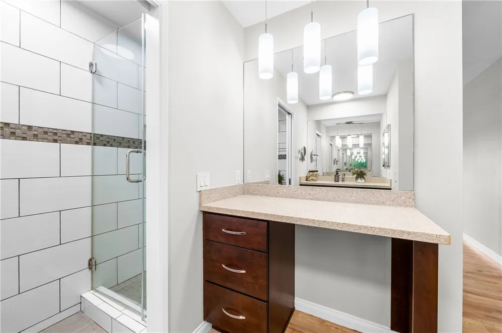 345 University #F6 Costa Mesa, CA 92627