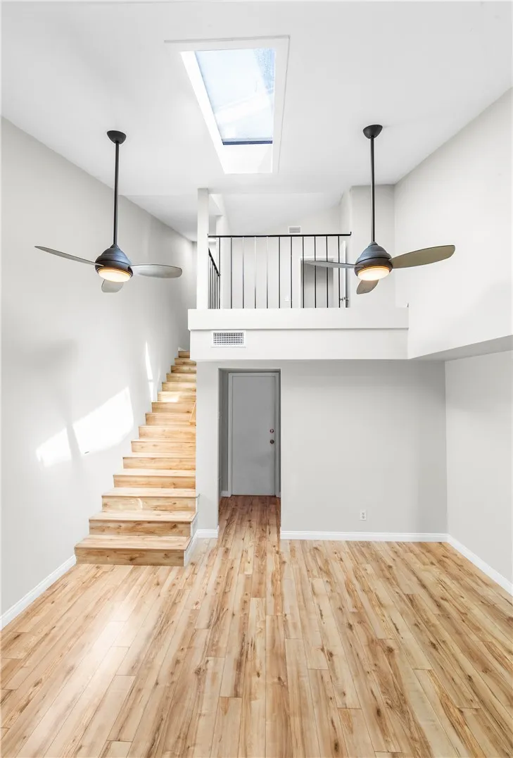 345 University #F6 Costa Mesa, CA 92627